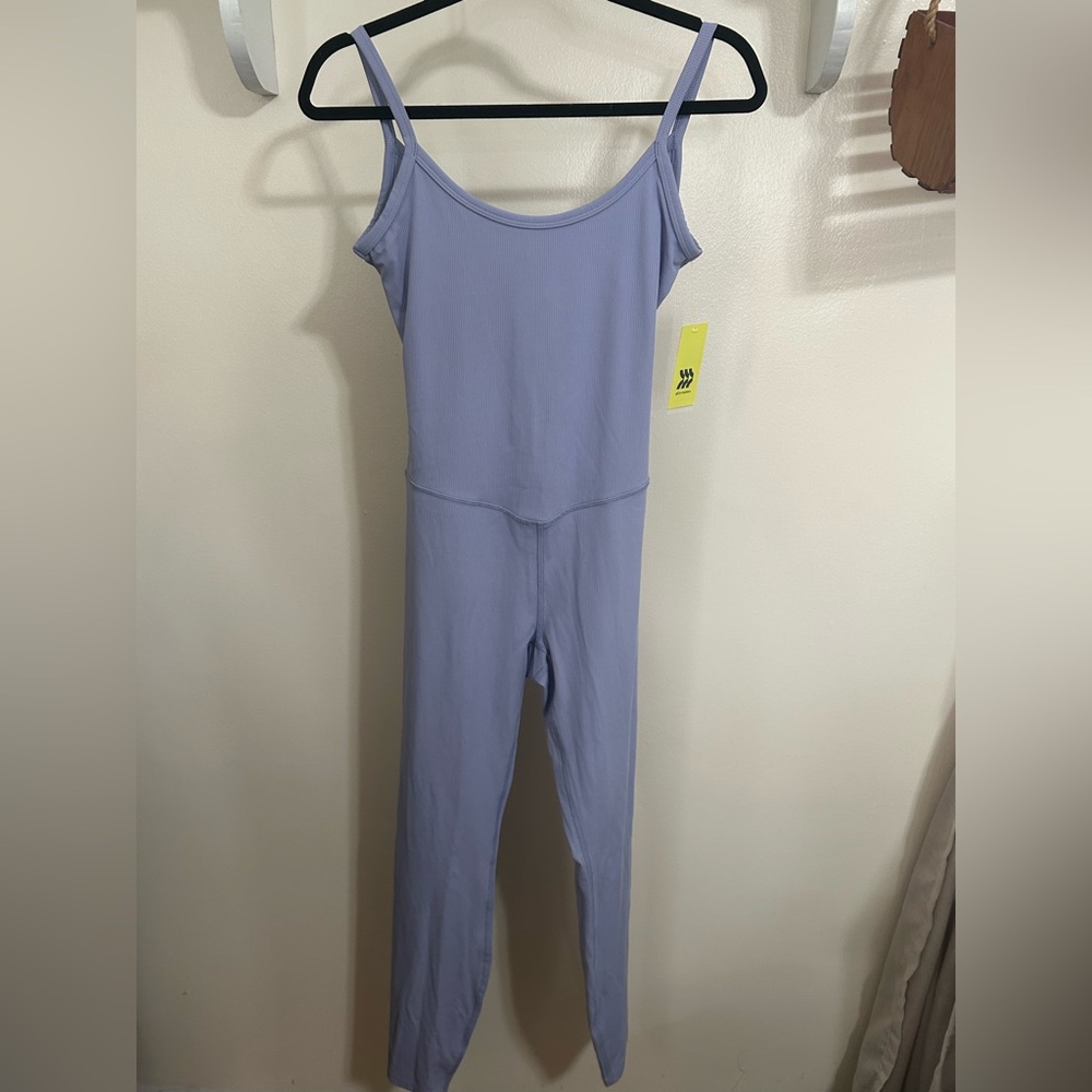 NEW all in motion activewear